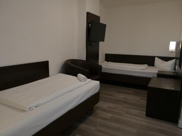 Hotel Schumacher Düsseldorf : photo 1 de la chambre chambre lits jumeaux