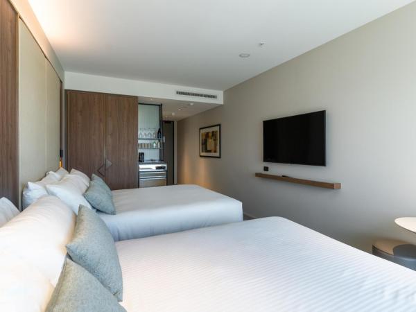 Oval Hotel at Adelaide Oval : photo 3 de la chambre chambre avec 2 grands lits queen-size