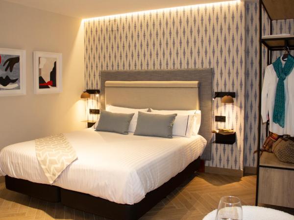Puerta de la Ribera Suites : photo 2 de la chambre studio standard
