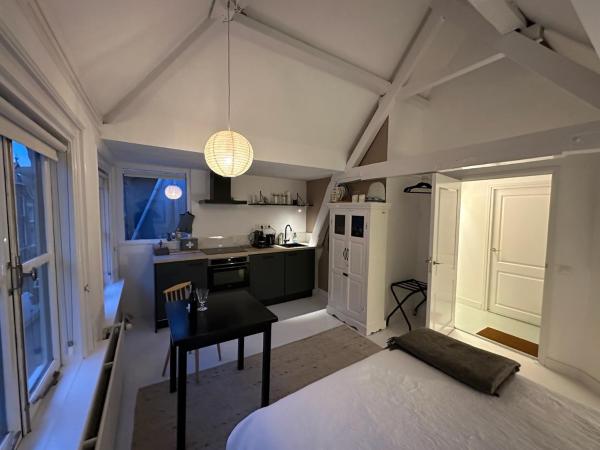 B&B oude centrum Den Haag : photo 1 de la chambre chambre double