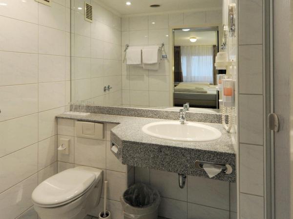 Bellevue Hotel : photo 5 de la chambre chambre triple