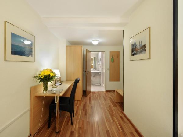 Bellevue Hotel : photo 2 de la chambre chambre triple