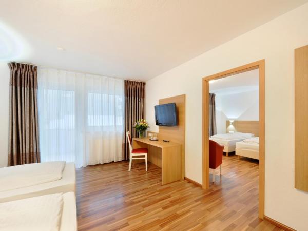 Bellevue Hotel : photo 10 de la chambre chambre familiale