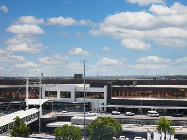 PARKROYAL Melbourne Airport : photo 4 de la chambre chambre lits jumeaux standard