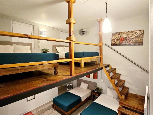 Hotel del Refugio : photo 1 de la chambre chambre familiale avec salle de bains