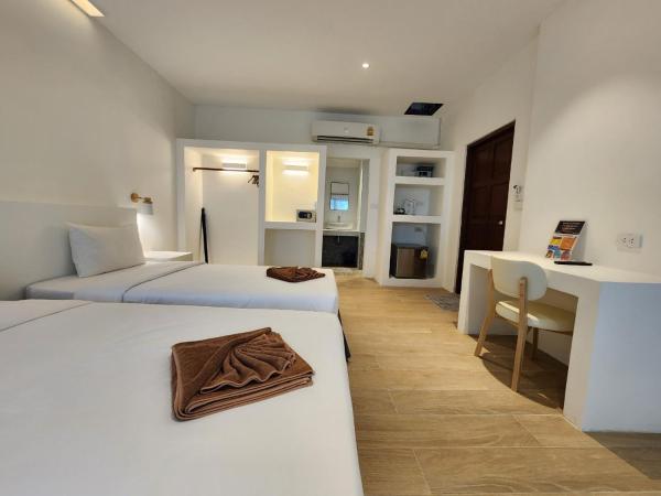 Twin Bay Resort Koh Lanta : photo 8 de la chambre chambre double ou lits jumeaux supérieure - vue sur jardin