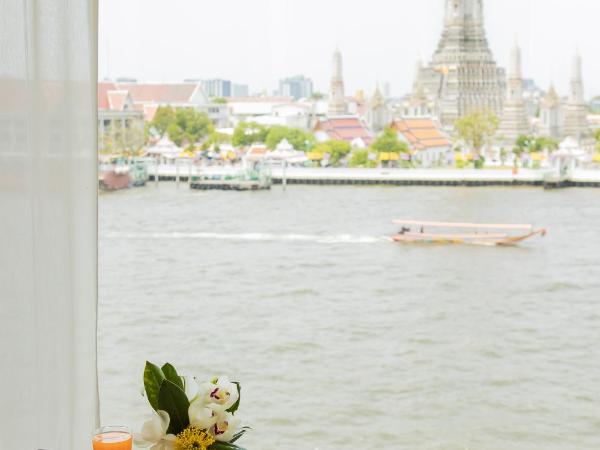 Sala Rattanakosin Bangkok : photo 1 de la chambre suite wat arun - vue sur rivière