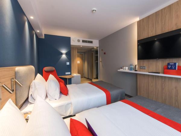 Holiday Inn Express Warsaw - Mokotow, an IHG Hotel : photo 2 de la chambre chambre double ou lits jumeaux