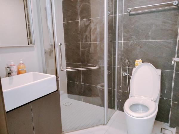 Danga Bay Seaview Johor Bahru by One 9 Place : photo 1 de la chambre chambre triple avec balcon