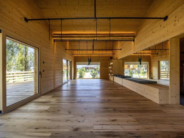 MAD Retreat Hotel : photo 4 de la chambre grande chambre double ou lits jumeaux