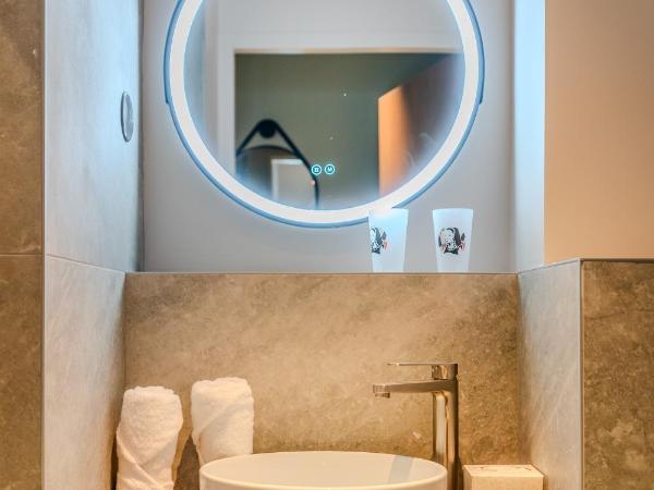 Hôtel Anne de Bretagne : photo 6 de la chambre chambre double supérieure