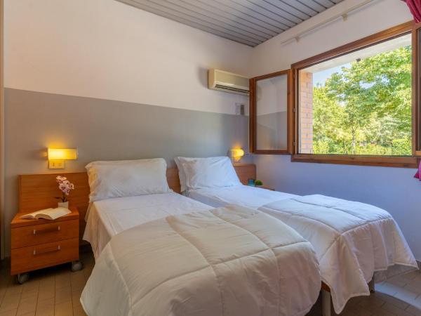 Club del Sole Centro Turistico Città di Bologna : photo 3 de la chambre bungalow confort - animaux domestiques admis