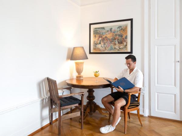 Vevey House : photo 2 de la chambre chambre double supérieure avec salle de bains commune