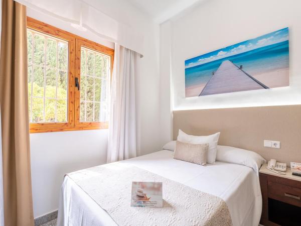 Hotel Plaza Del Castillo : photo 4 de la chambre petite chambre double