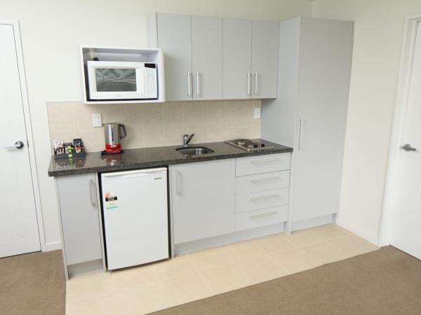 Alpha Motel : photo 6 de la chambre appartement 1 chambre avec baignoire spa