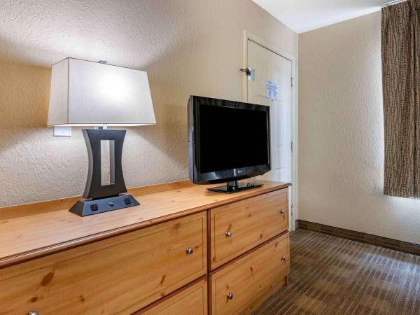 Extended Stay America Select Suites - Jacksonville - Southside - St Johns Towne Ctr : photo 3 de la chambre studio lit queen-size - non-fumeurs