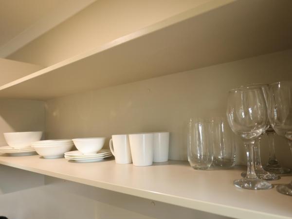 TOWER JUNCTION MOTOR LODGE - Free shuttle service to Christchurch railway station - Walking distance to Westfield mall, Addington shopping center , Cafes, Bars and Restaurants etc : photo 6 de la chambre studio