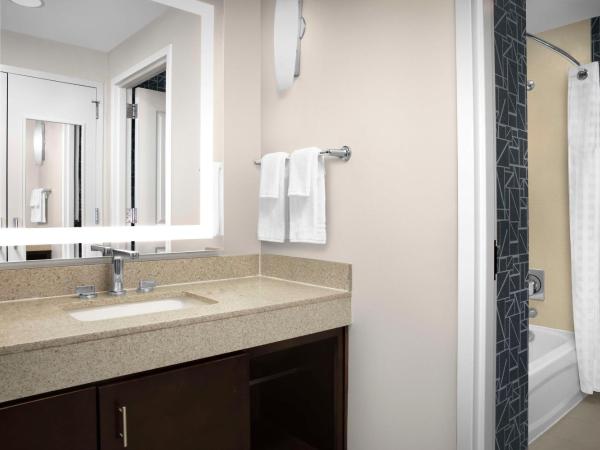 Homewood Suites Dallas Downtown : photo 5 de la chambre suite studio lit king-size - non-fumeurs