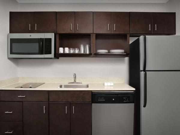 Homewood Suites Dallas Downtown : photo 4 de la chambre suite studio lit king-size - non-fumeurs