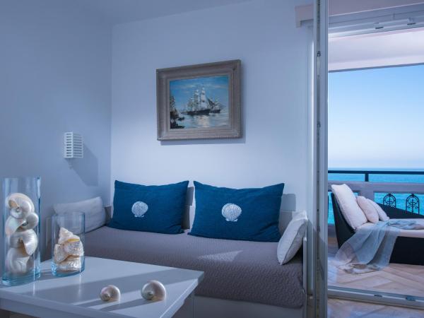 Villa Sonia : photo 8 de la chambre appartement supérieur - vue sur mer