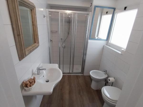 Hotel Montreal : photo 7 de la chambre chambre familiale supérieure