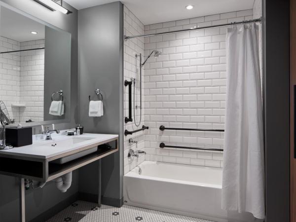 Hotel Zachary, Chicago, a Tribute Portfolio Hotel : photo 4 de la chambre chambre lit queen-size