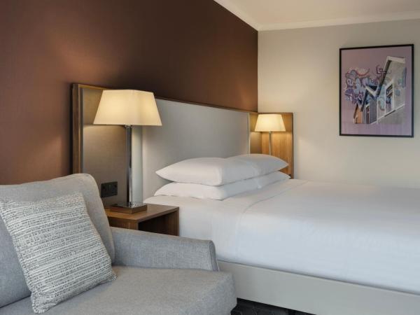 Delta Hotels by Marriott Bristol City Centre : photo 10 de la chambre chambre double supérieure - rénovée