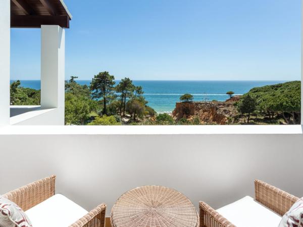 Pine Cliffs Hotel, a Luxury Collection Resort, Algarve : photo 4 de la chambre chambre lits jumeaux de luxe avec vue sur l'océan 