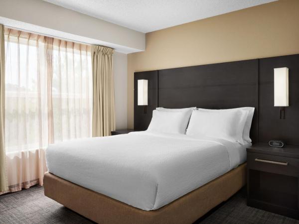 Residence Inn Indianapolis Northwest : photo 2 de la chambre one-bedroom queen suite with adapted tub - mobility and hearing accessible