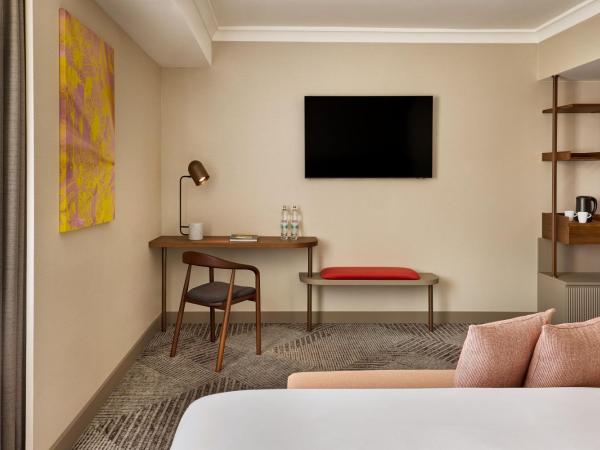 Sheraton Zagreb Hotel : photo 5 de la chambre suite exécutive 1 chambre avec 1 lit queen-size