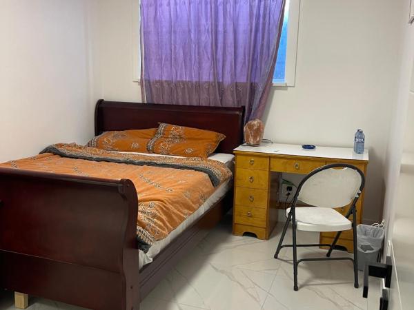 New Luxury Walkout Suite Near University : photo 9 de la chambre chambre double deluxe