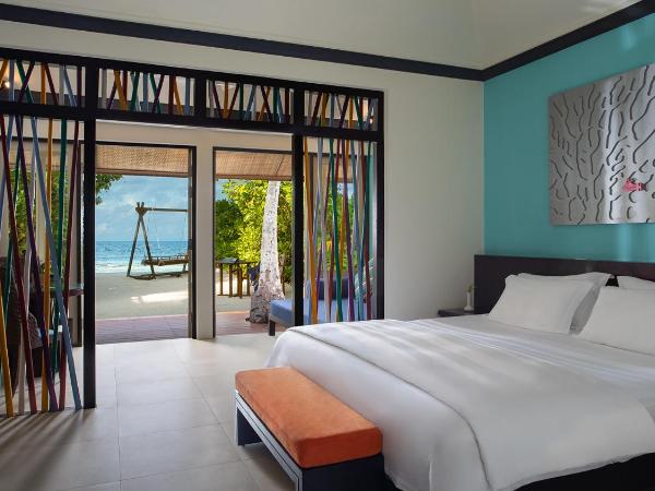 Dhawa Ihuru - with Free Transport : photo 5 de la chambre beachfront sunset villa