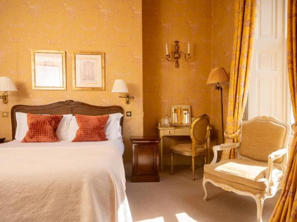 Dukes Bath : photo 7 de la chambre hébergement lit king-size confortable