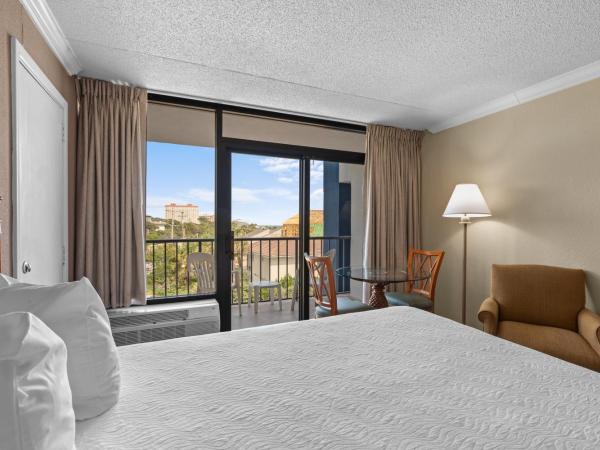 Grande Shores : photo 2 de la chambre chambre avec 2 lits queen-size - vue partielle sur océan