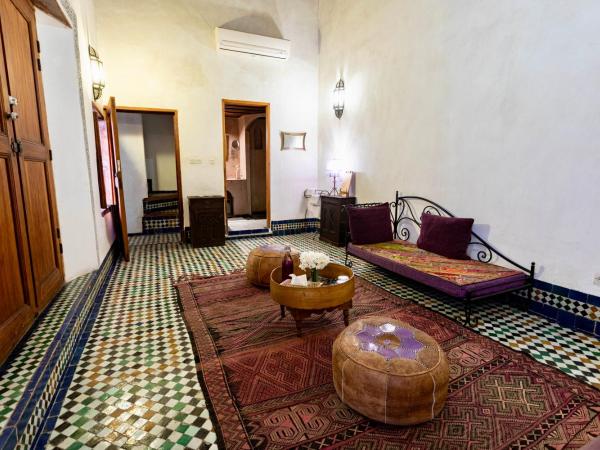 Dar Attajalli : photo 4 de la chambre suite violette