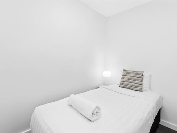 Brisbane One Apartments by CLLIX : photo 6 de la chambre petit appartement 2 chambres avec salle de bains