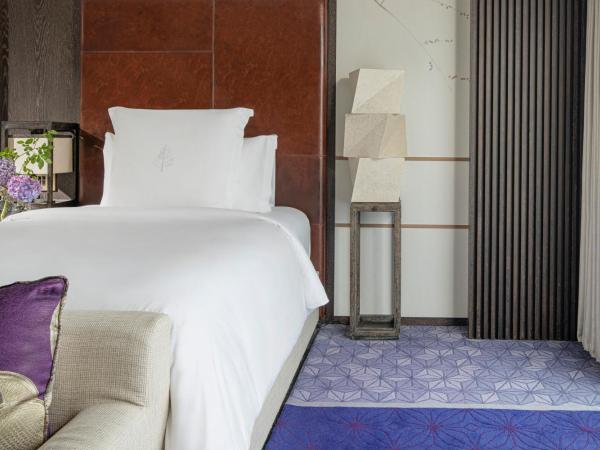 Four Seasons Hotel Kyoto : photo 2 de la chambre premier heritage garden room two double