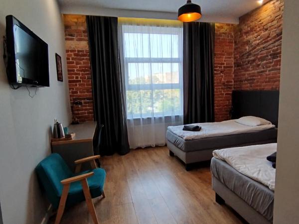 New Adler Bed & Breakfast : photo 2 de la chambre chambre double avec salle de bains privative