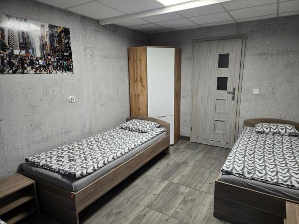 Hostel Kandulski : photo 2 de la chambre chambre triple avec salle de bains privative