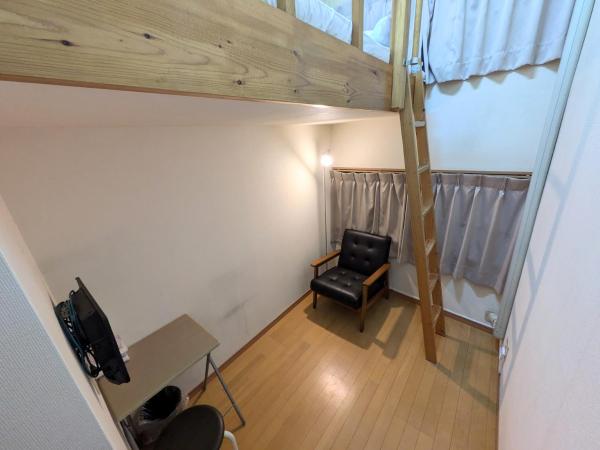 Hotel Meigetsu : photo 1 de la chambre chambre simple avec salle de bains commune