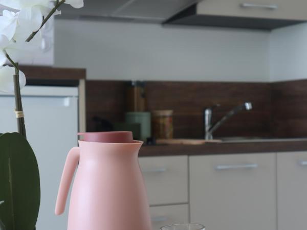 Oh Activ Salon-de-Provence : photo 4 de la chambre studio