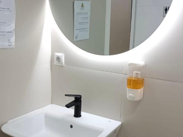 Hostal Casa Sofia : photo 5 de la chambre lit dans dortoir mixte de 10 lits