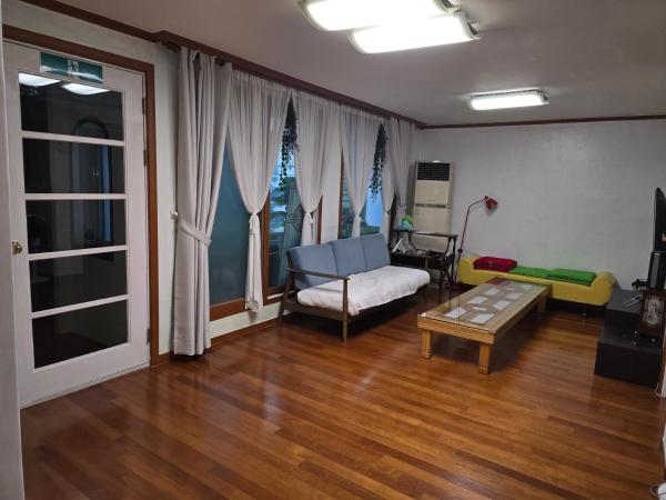 Ok guesthouse : photo 2 de la chambre maison de ville 3 chambres