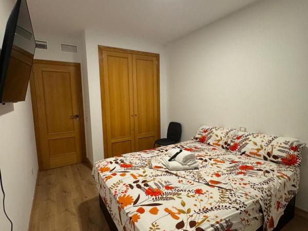 ENJOY THE STARS MADRID Zapata : photo 5 de la chambre chambre double standard avec salle de bains commune