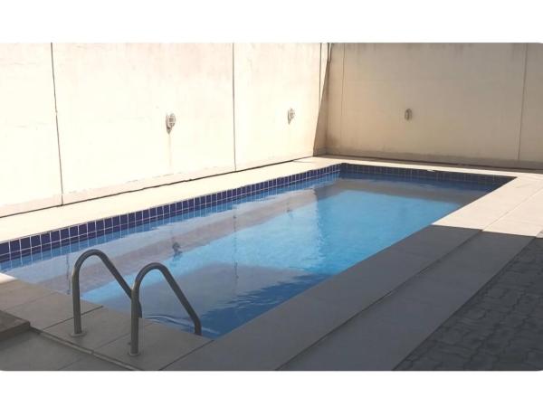 Salvador 50m Praia com Piscina Prox Aeroporto : photo 2 de la chambre chambre triple avec salle de bains privative