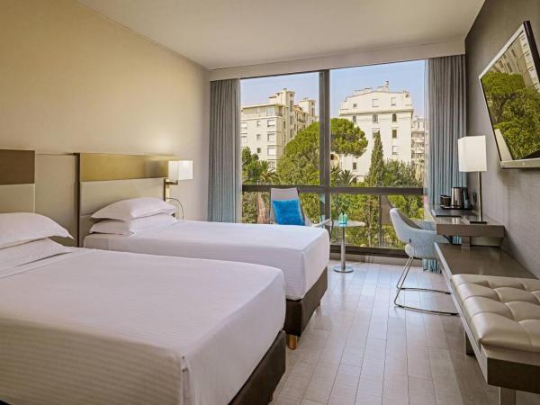 AC Hotel by Marriott Nice : photo 1 de la chambre chambre lits jumeaux supérieure - vue sur jardin