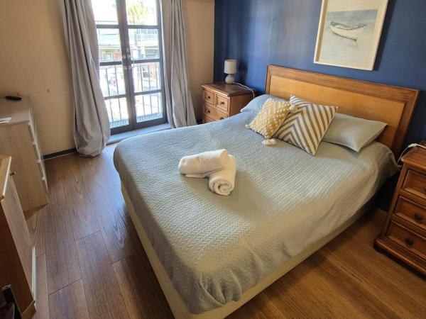 Boardrider Backpackers and Budget Motel : photo 4 de la chambre chambre double ou lits jumeaux de luxe – vue sur océan