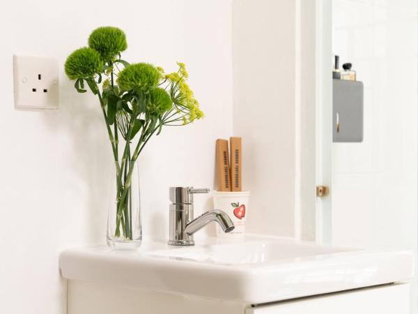 Apple lnn Causeway Bay : photo 3 de la chambre chambre lits jumeaux standard