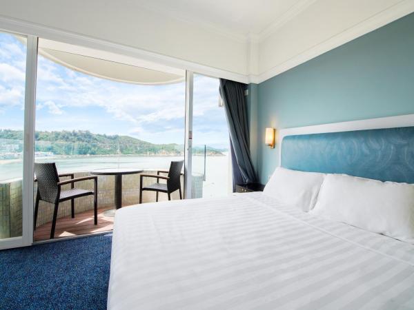 Warwick Hotel Cheung Chau : photo 1 de la chambre ocean view with balcony double room