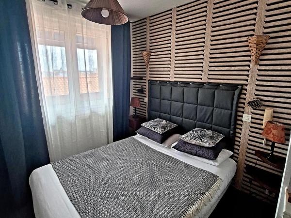 Hôtel Les Embruns Sables d'Olonne : photo 1 de la chambre chambre simple